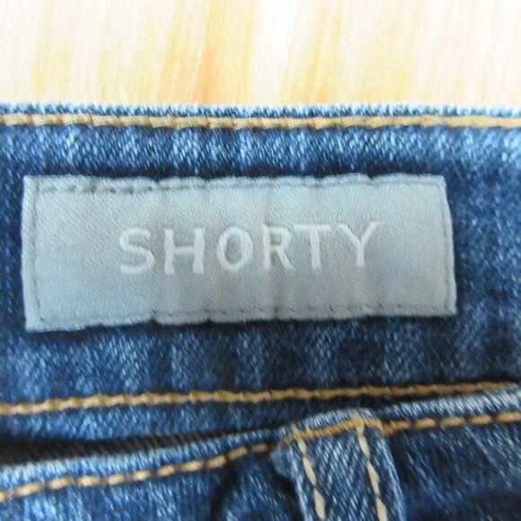 AEROPOSTALE Shorty Cuffed Jean Shorts Sz 6 Ripped Distressed Blu Denim Hot Pants - Picture 6 of 12